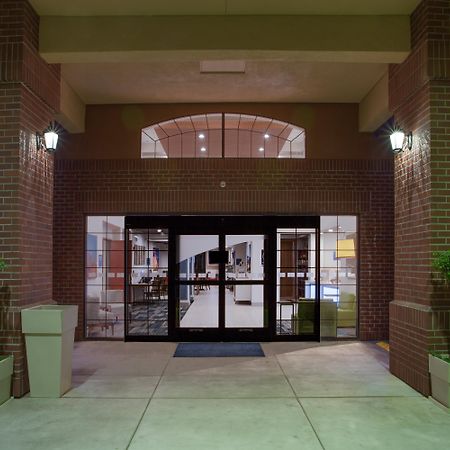 Holiday Inn Express Davis-University Area By Ihg Dış mekan fotoğraf
