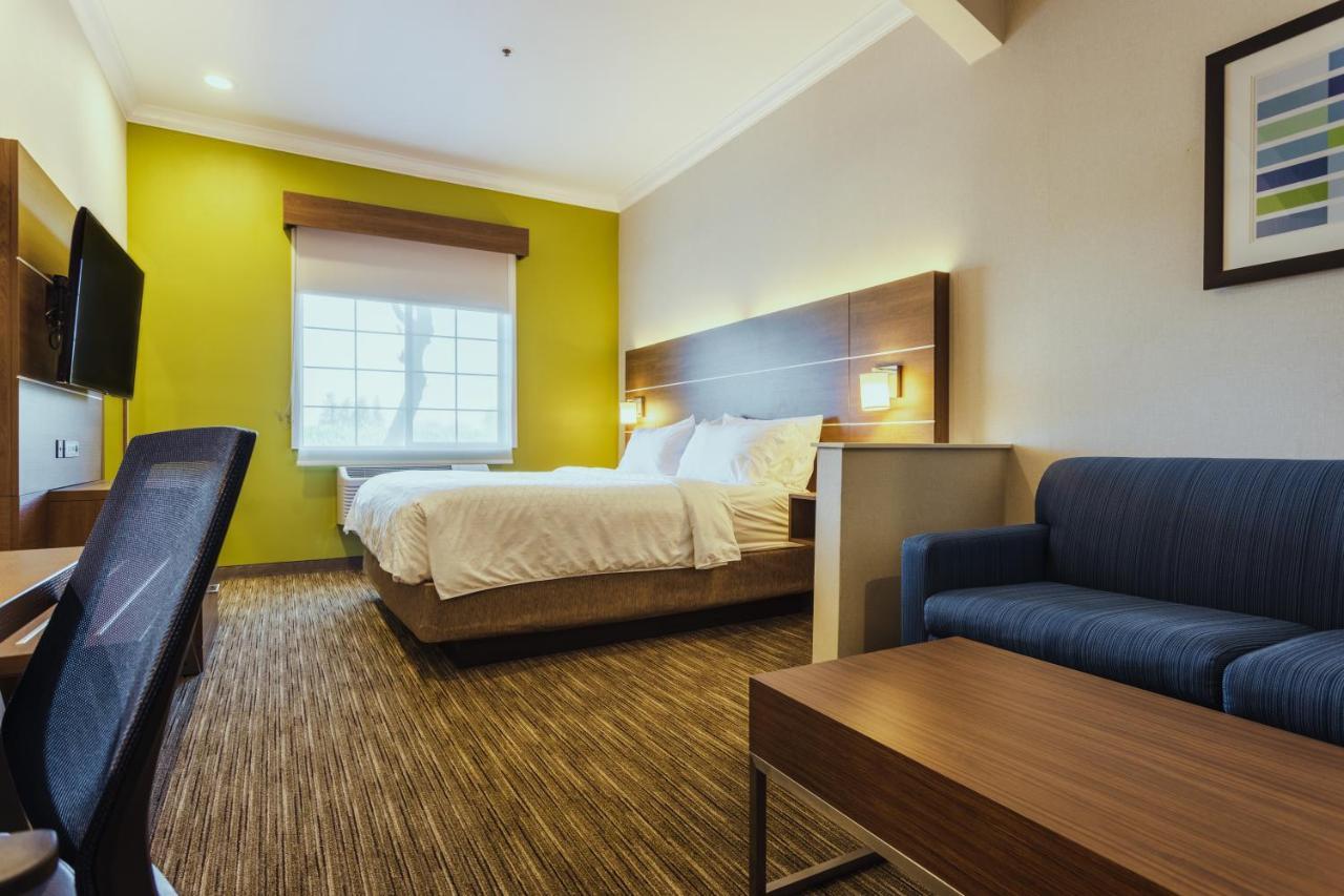 Holiday Inn Express Davis-University Area By Ihg Dış mekan fotoğraf